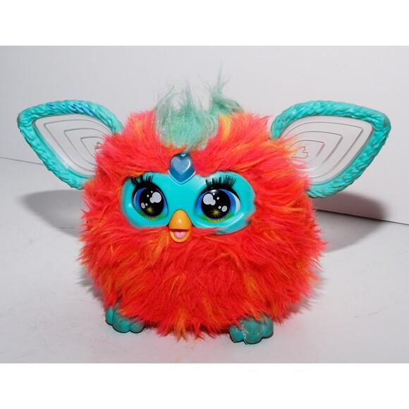 Furby Coral Interactive Plush Toy Talks Entertains Dances Lights Up Works Tested - Picture 4 of 6